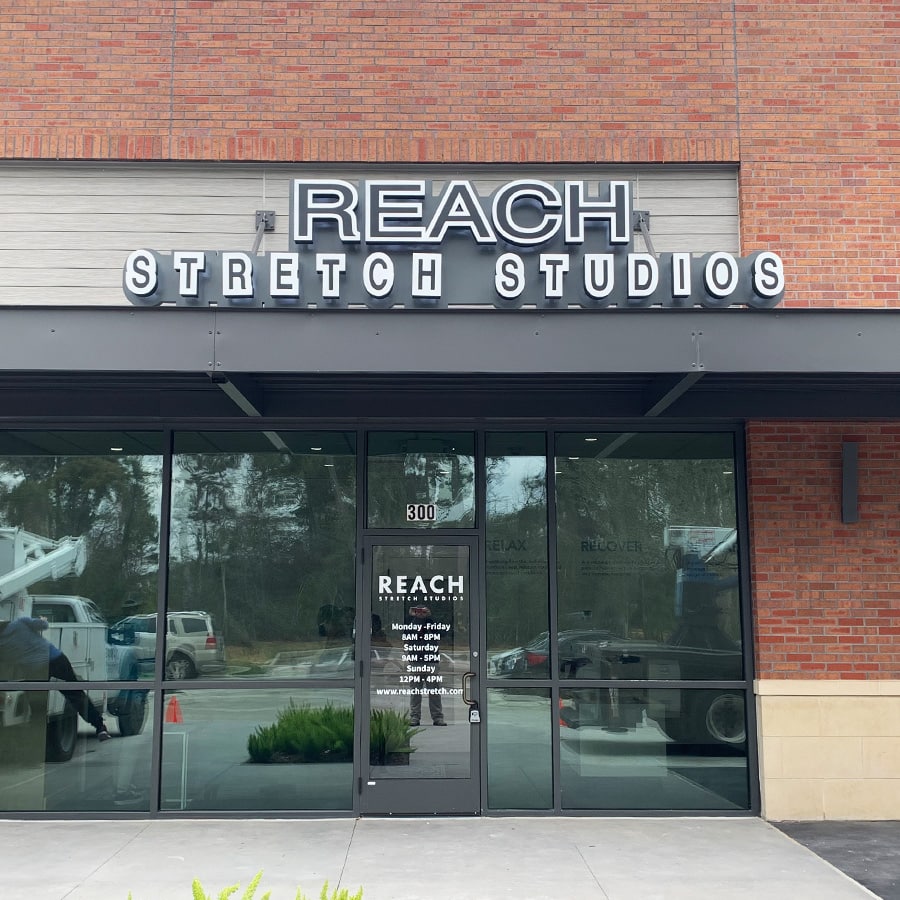 reach-stretch-studios-signage