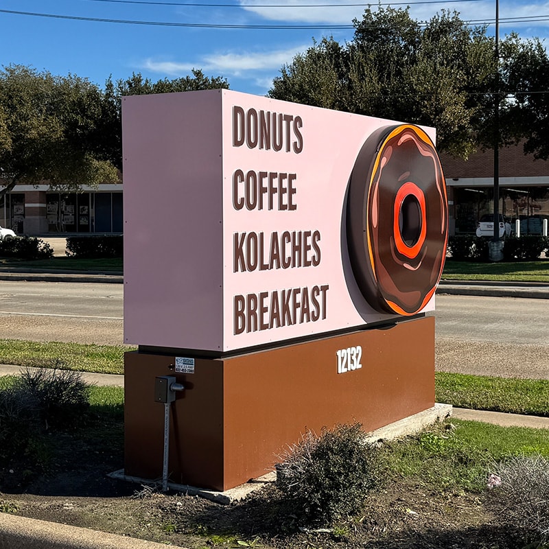 donut-shop-monument